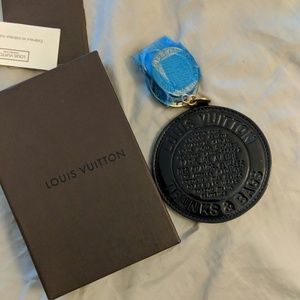 Louis Vuitton LV key chain